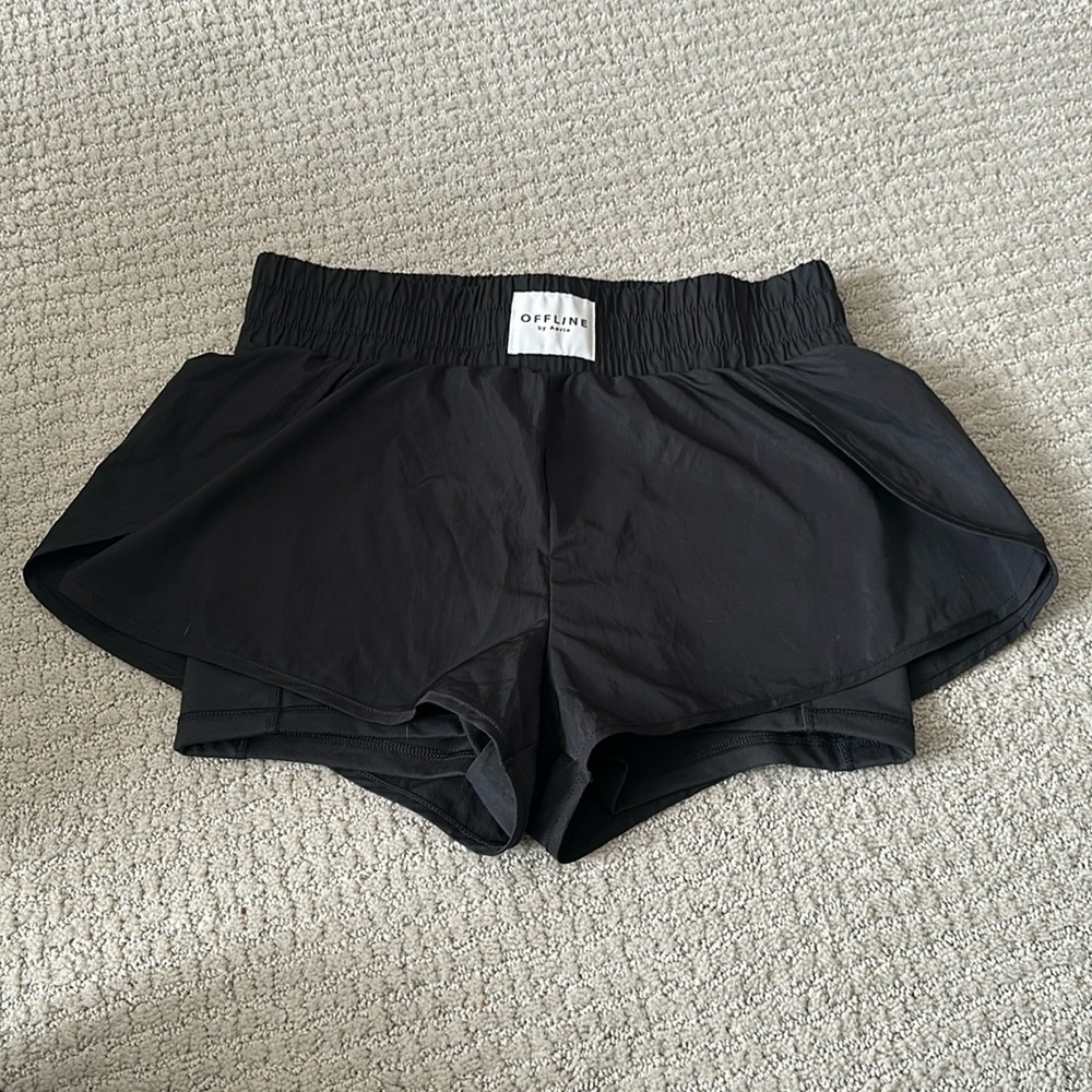 aerie offline shorts with second layer with pockets